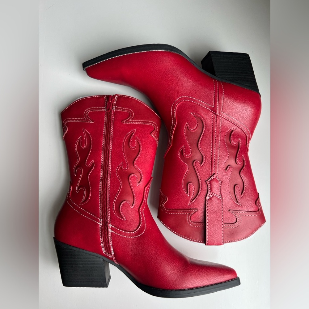 NWOT Wild Fable Women’s Red Daytona Western Cowboy Boots Size 9 1/2